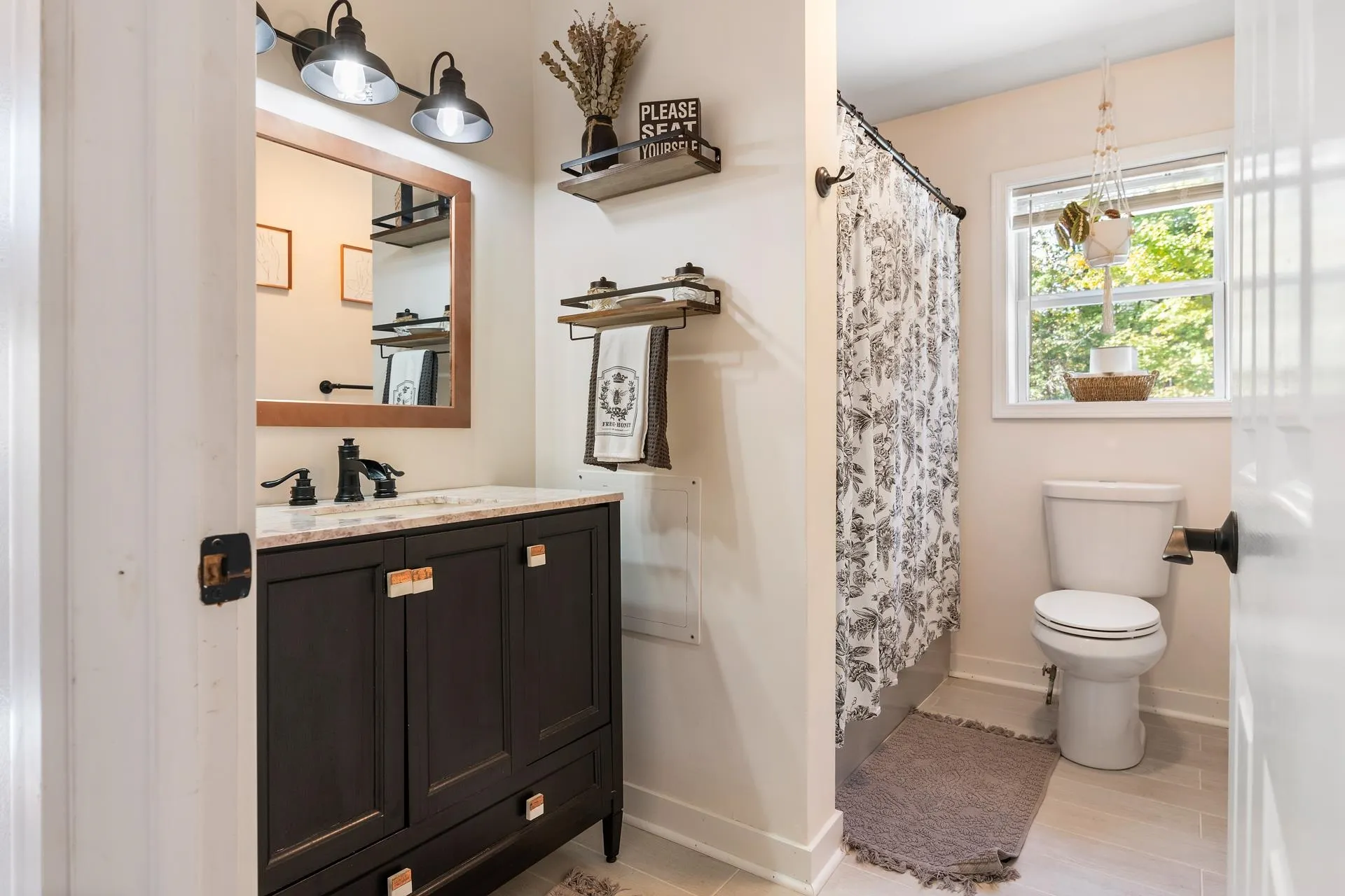 34 High Pond Road Grantham NH 03753