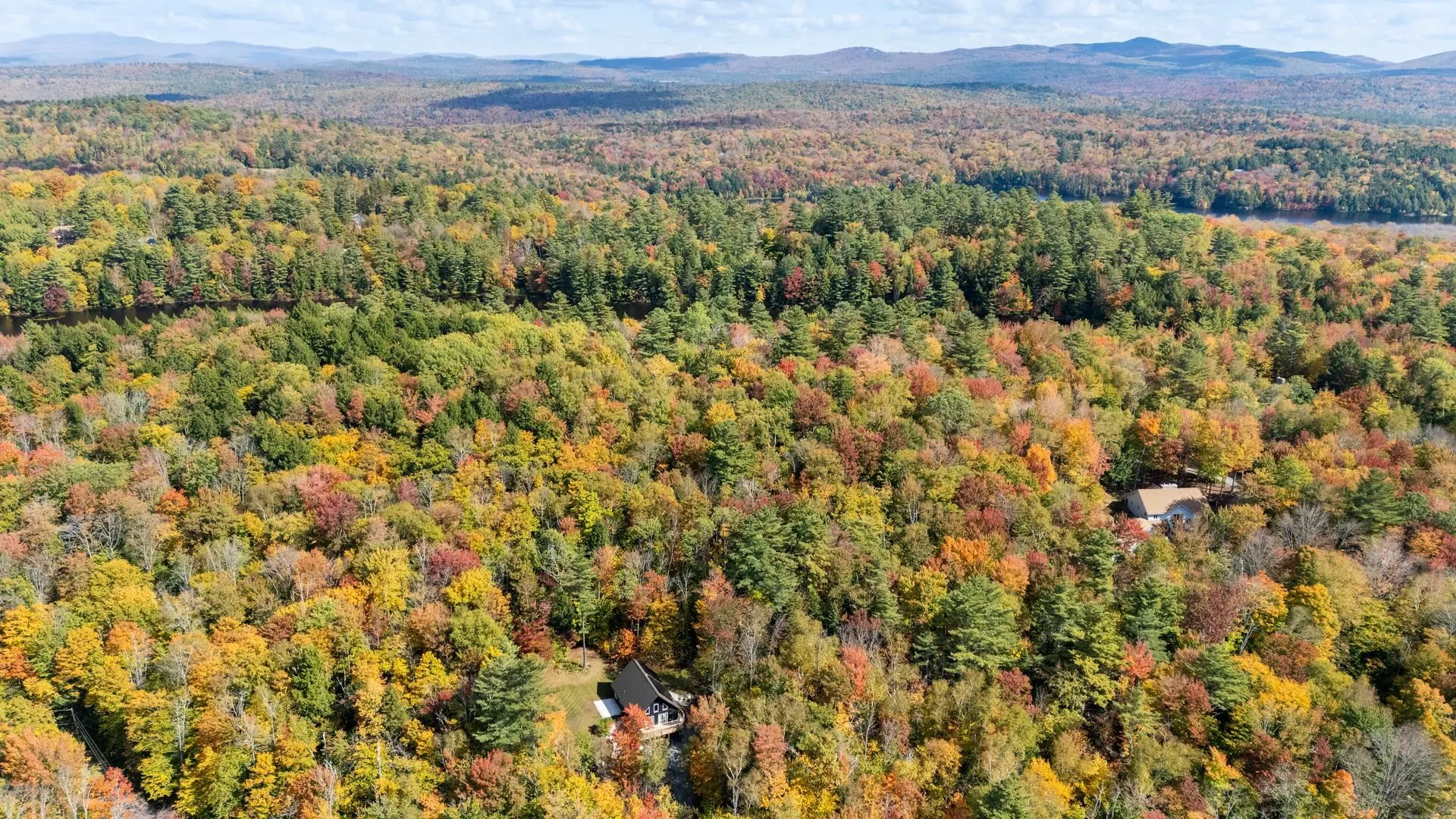 34 High Pond Road Grantham NH 03753