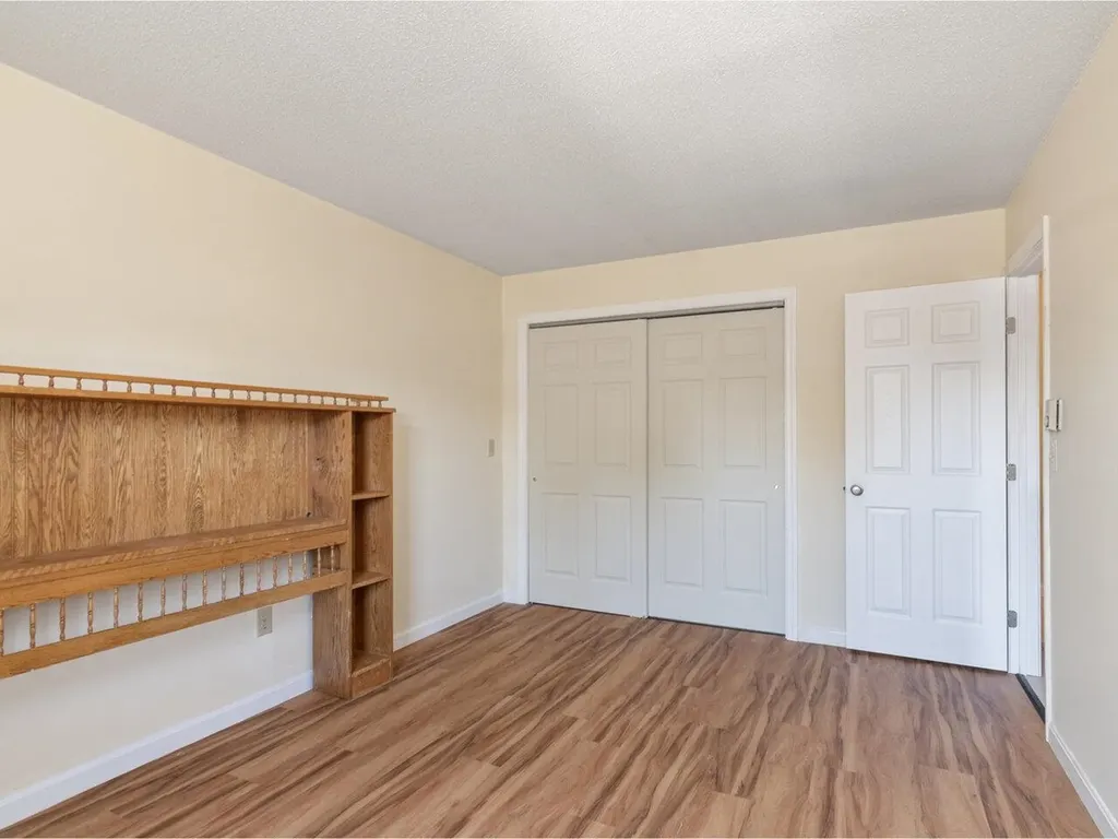 106 Twin Oaks Terrace South Burlington VT 05403