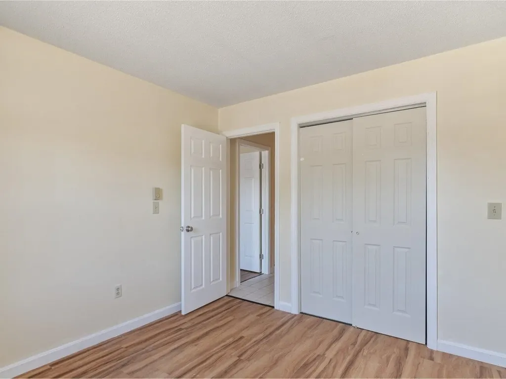 106 Twin Oaks Terrace South Burlington VT 05403