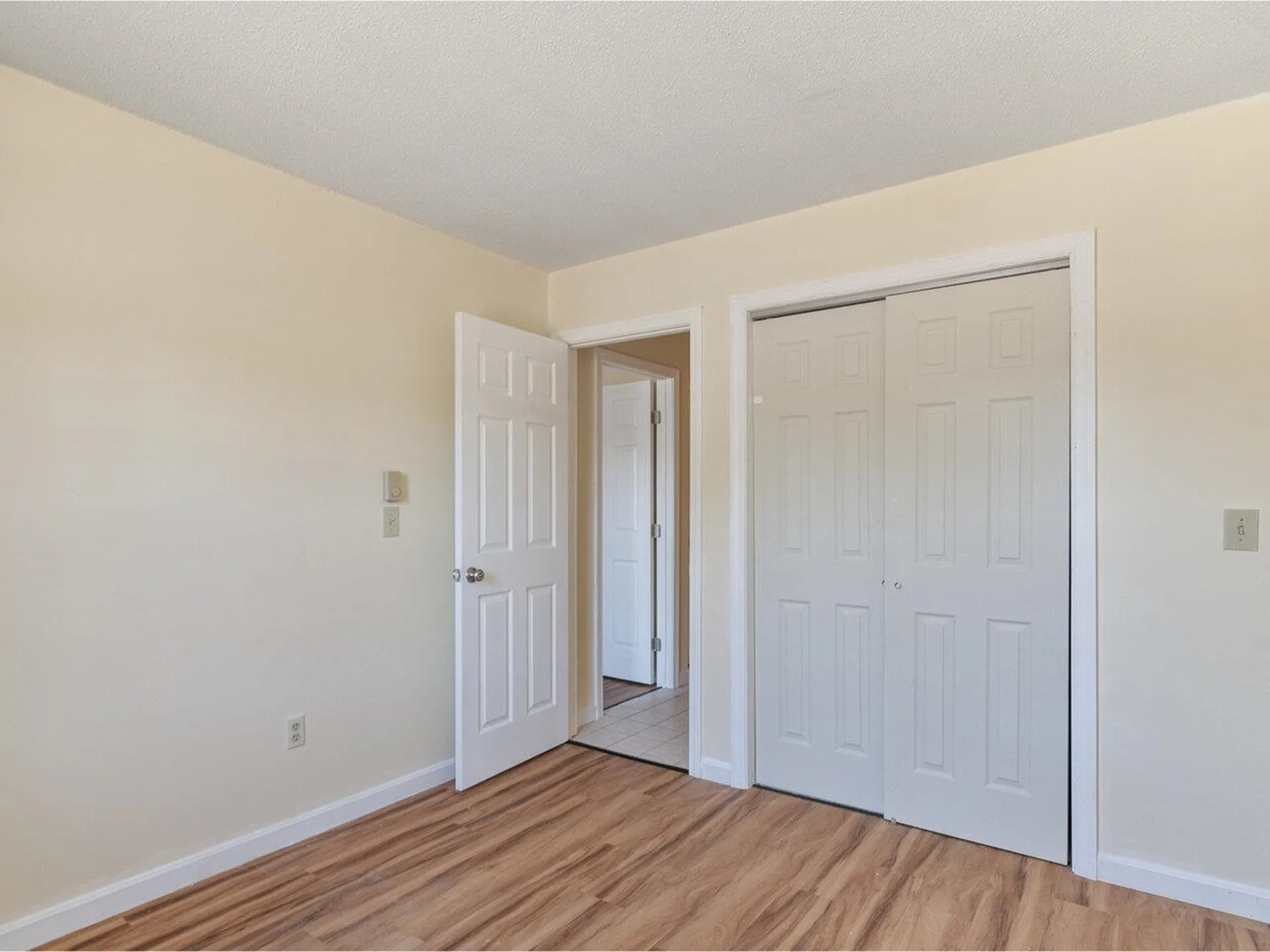 106 Twin Oaks Terrace South Burlington VT 05403