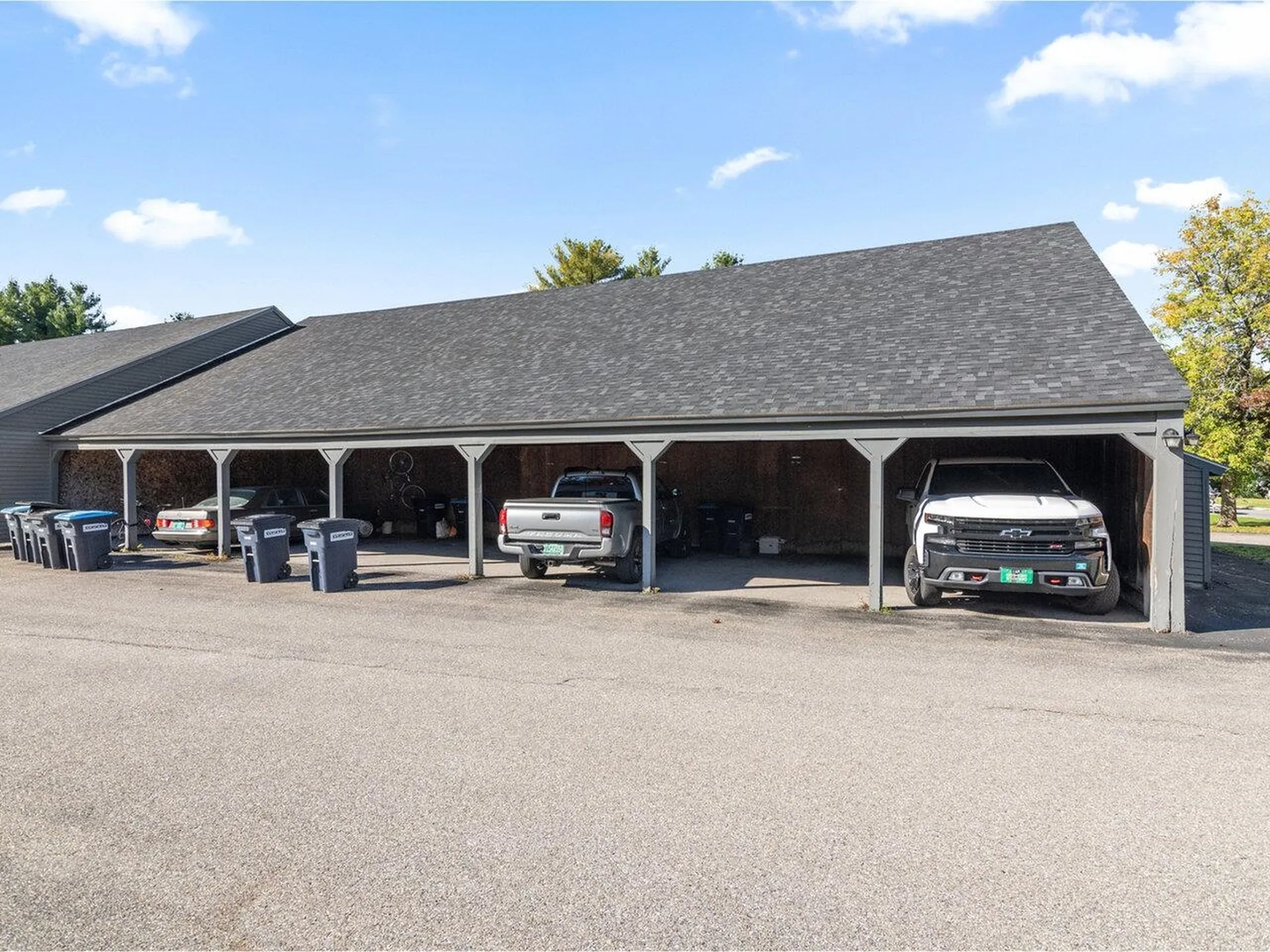 106 Twin Oaks Terrace South Burlington VT 05403