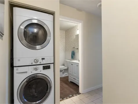 106 Twin Oaks Terrace South Burlington VT 05403