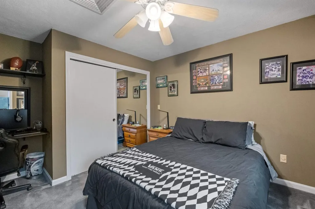 29 Spring Street Pelham NH 03076
