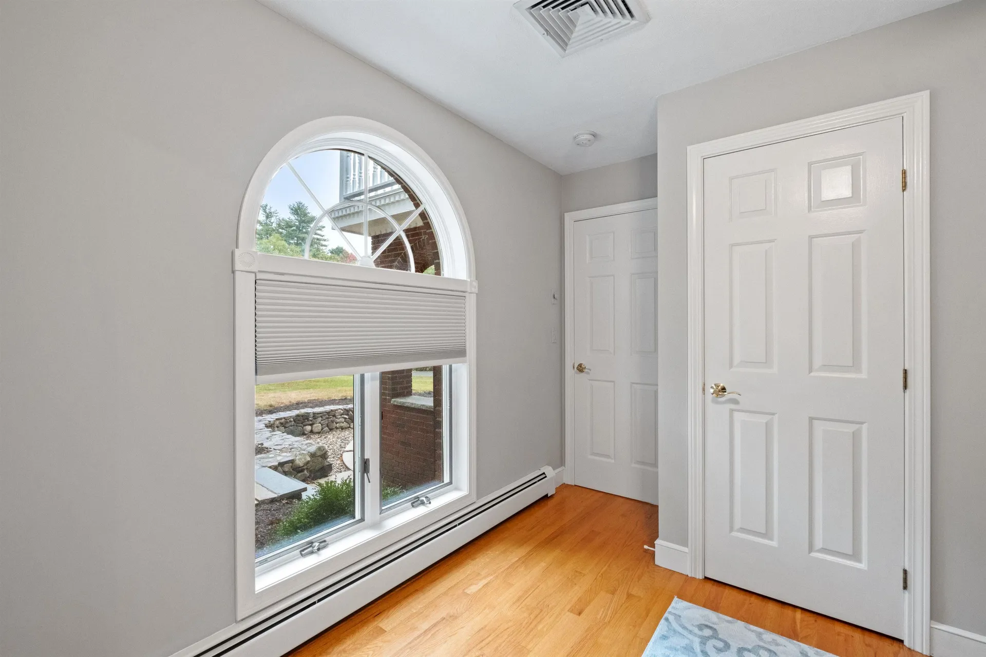 29 Spring Street Pelham NH 03076