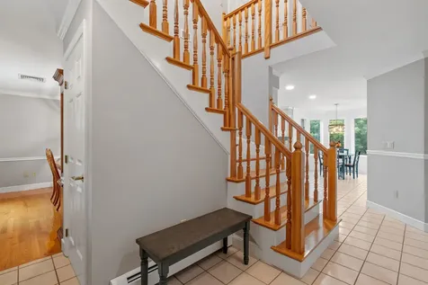 29 Spring Street Pelham NH 03076