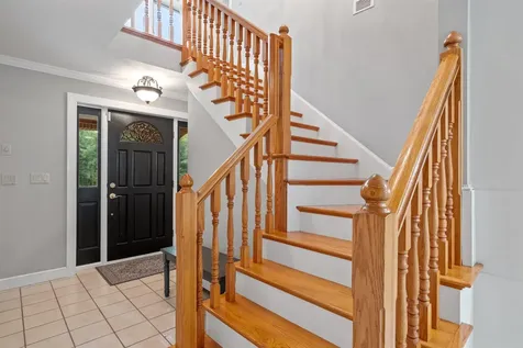 29 Spring Street Pelham NH 03076