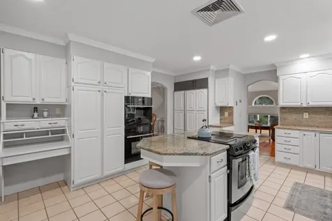 29 Spring Street Pelham NH 03076