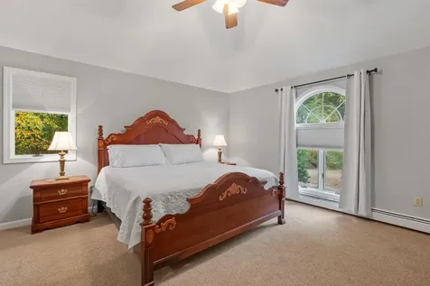 29 Spring Street Pelham NH 03076