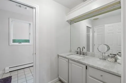 29 Spring Street Pelham NH 03076