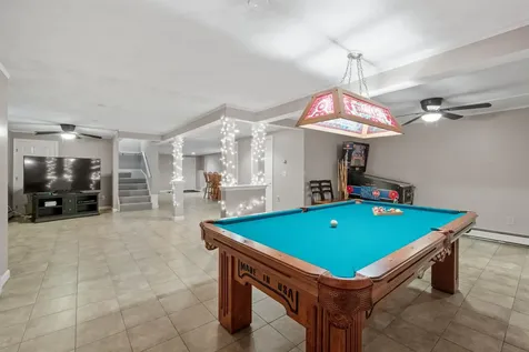 29 Spring Street Pelham NH 03076