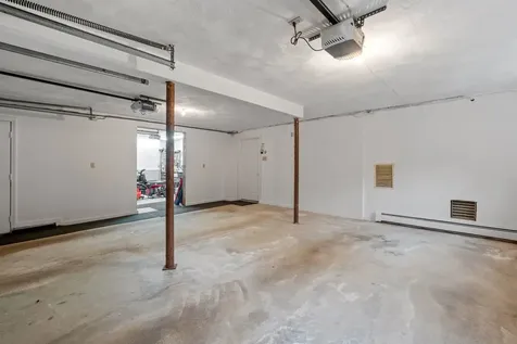 29 Spring Street Pelham NH 03076