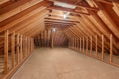 29 Spring Street Pelham NH 03076