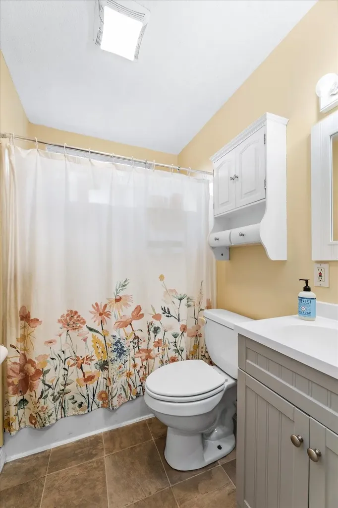 142 Liberty Lane Keene NH 03431