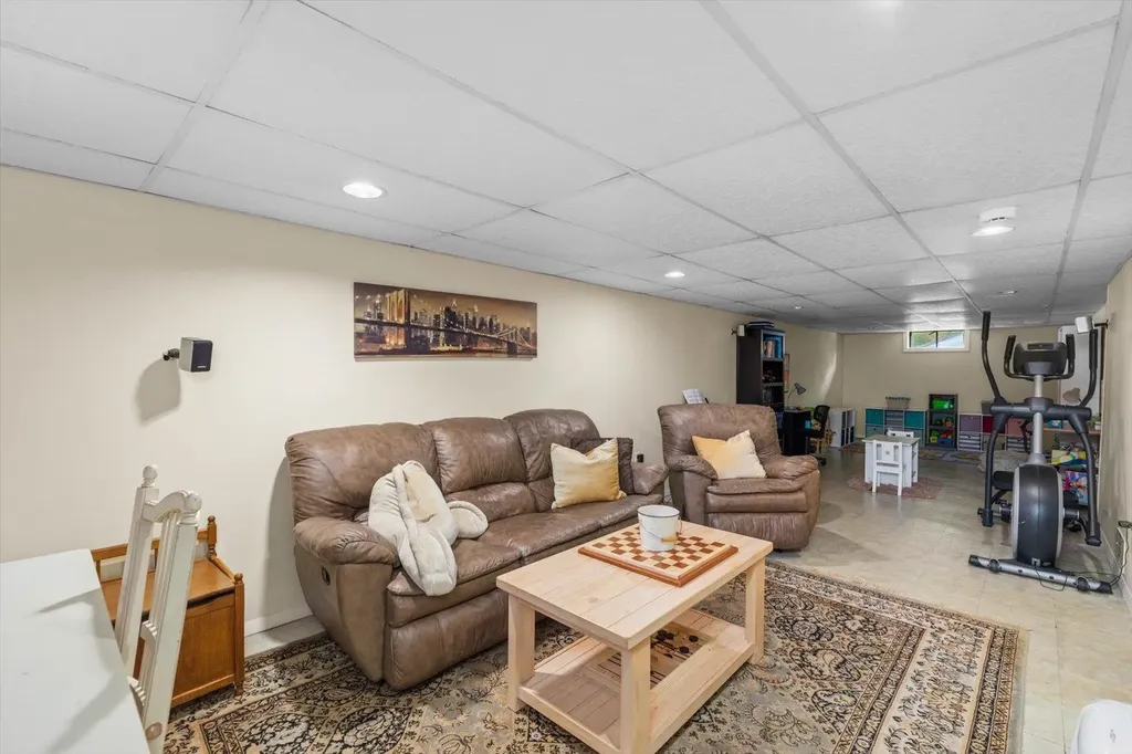 142 Liberty Lane Keene NH 03431