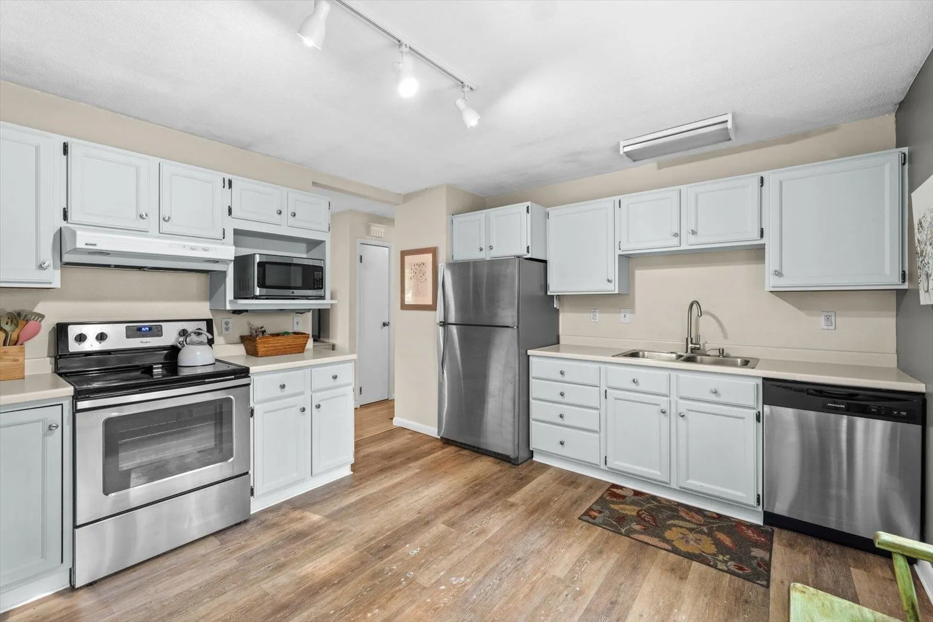 142 Liberty Lane Keene NH 03431