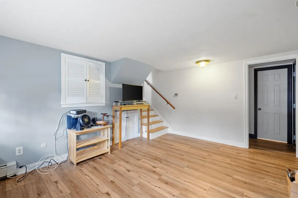 6 Robert Street Franklin NH 03235