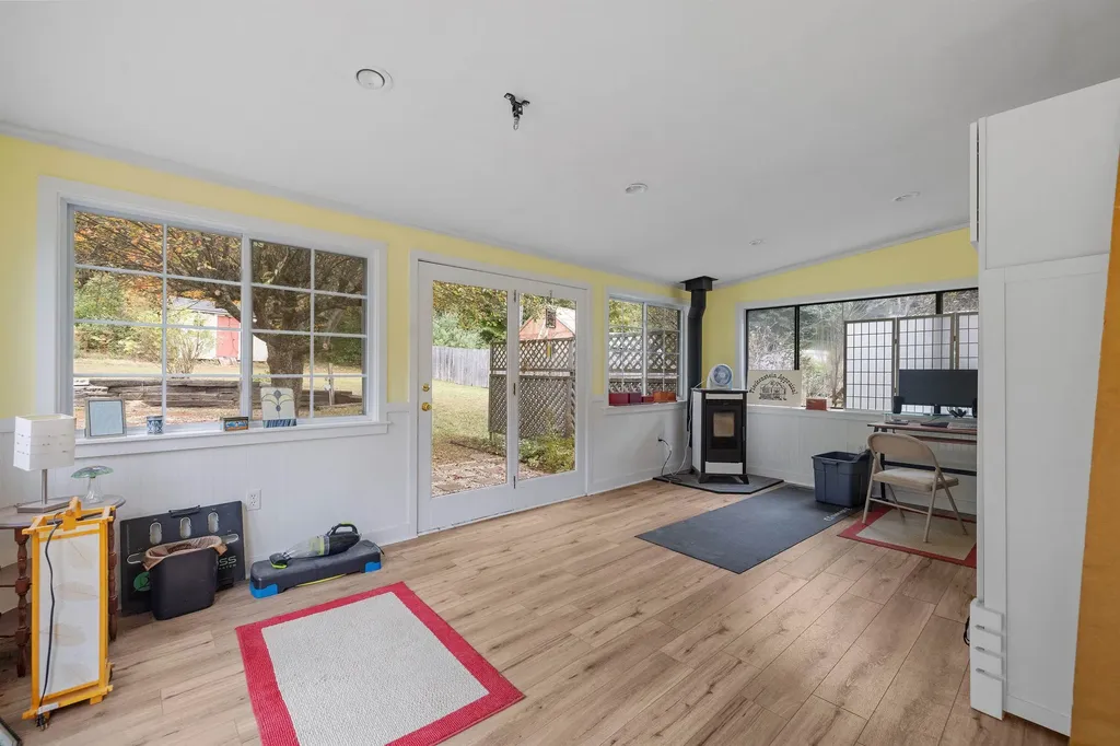 6 Robert Street Franklin NH 03235