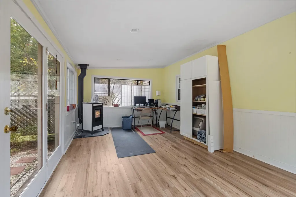 6 Robert Street Franklin NH 03235