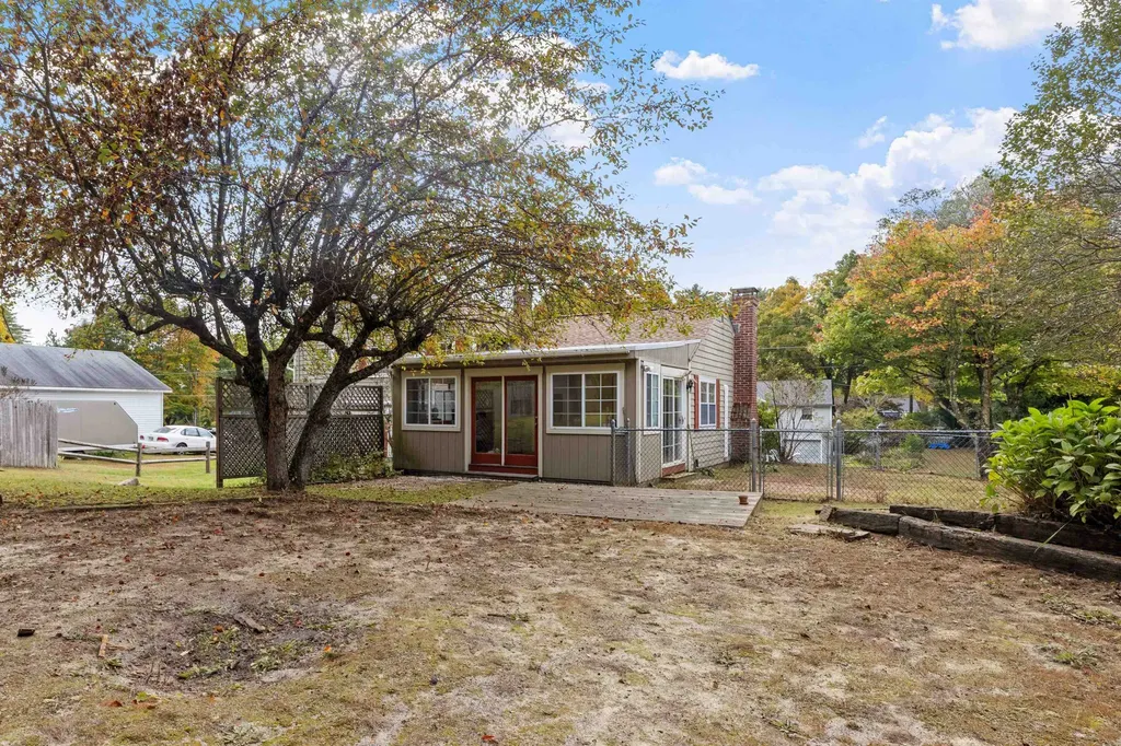 6 Robert Street Franklin NH 03235