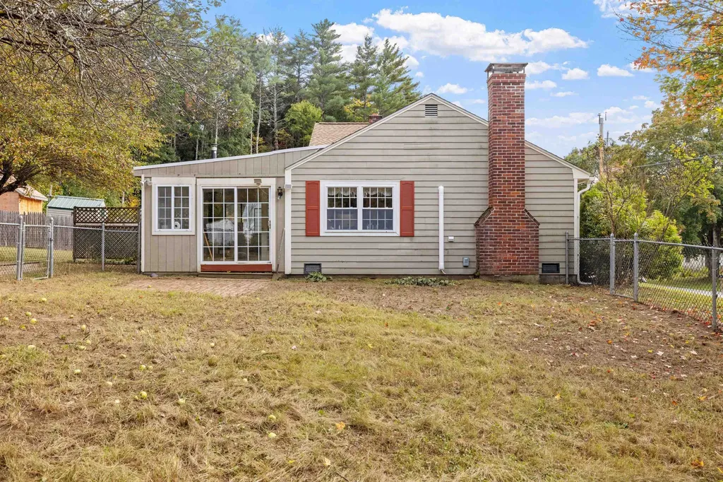 6 Robert Street Franklin NH 03235