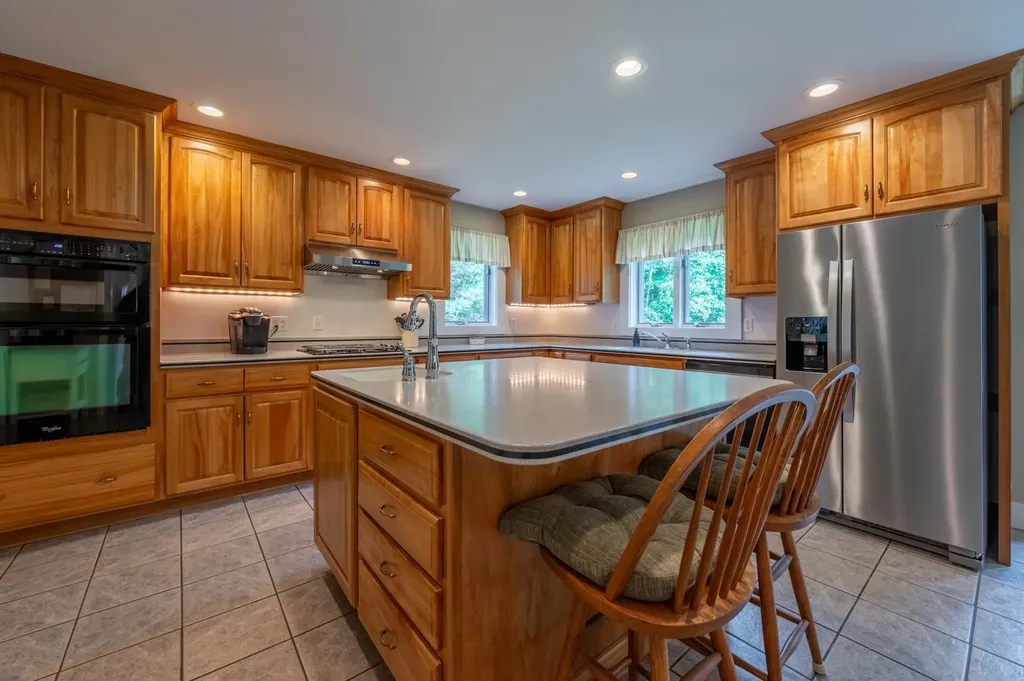 114 Stonebridge Road Wilmot NH 03287