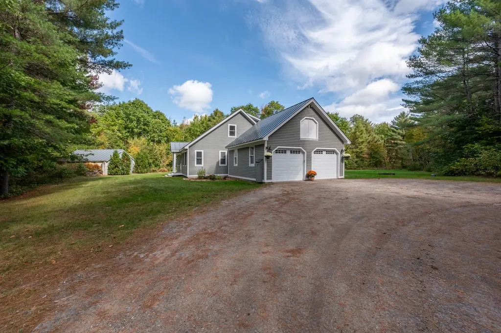 114 Stonebridge Road Wilmot NH 03287