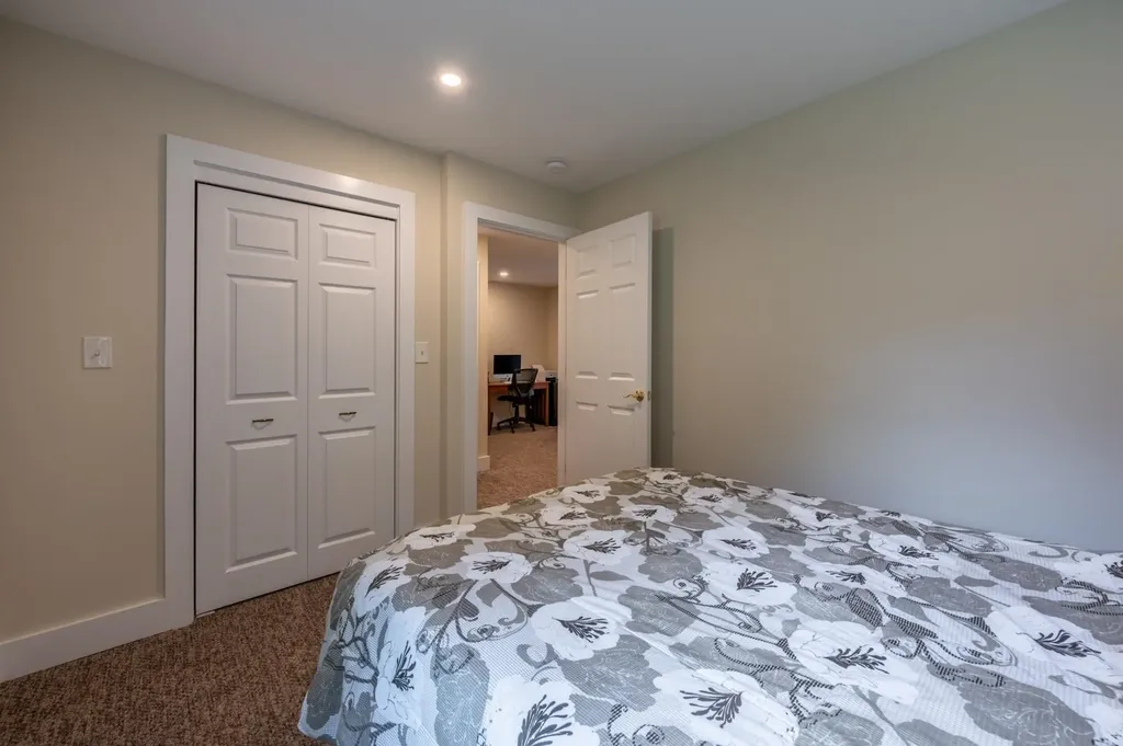 114 Stonebridge Road Wilmot NH 03287