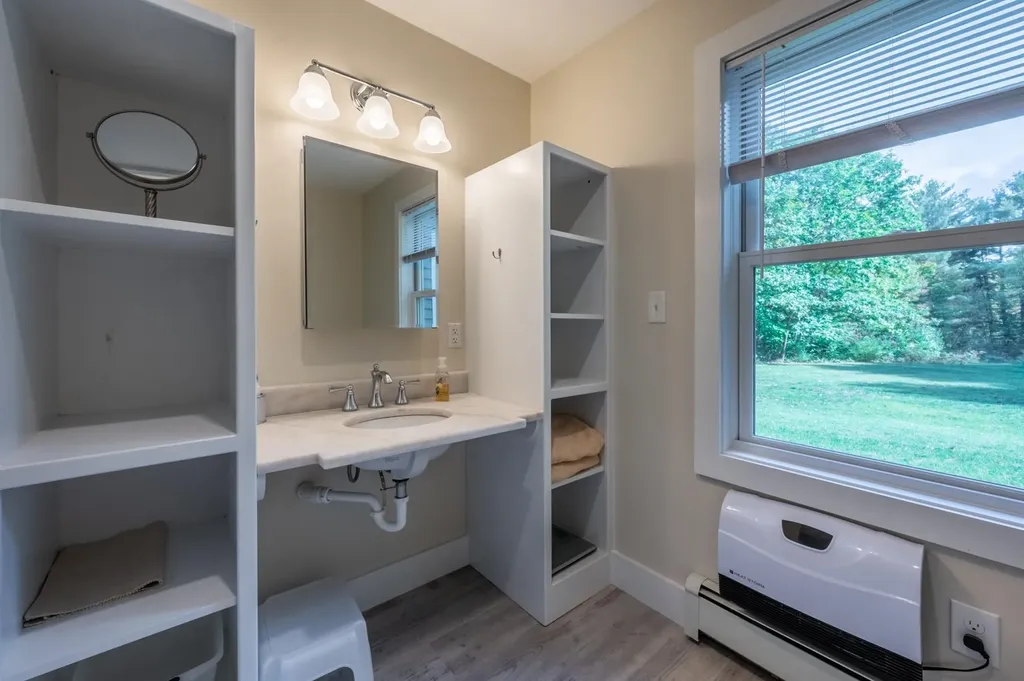 114 Stonebridge Road Wilmot NH 03287