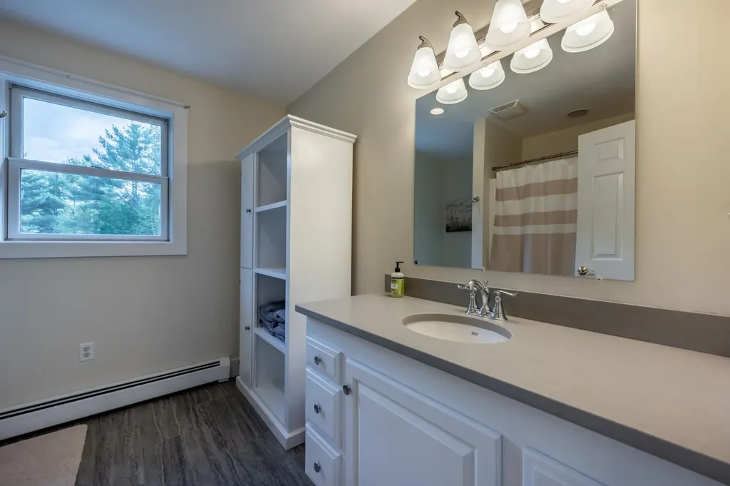 114 Stonebridge Road Wilmot NH 03287