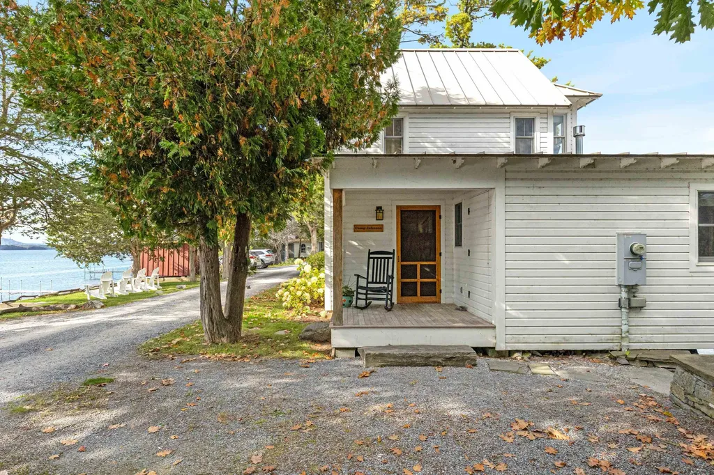 82 North Road Ferrisburgh VT 05473