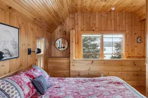 82 North Road Ferrisburgh VT 05473