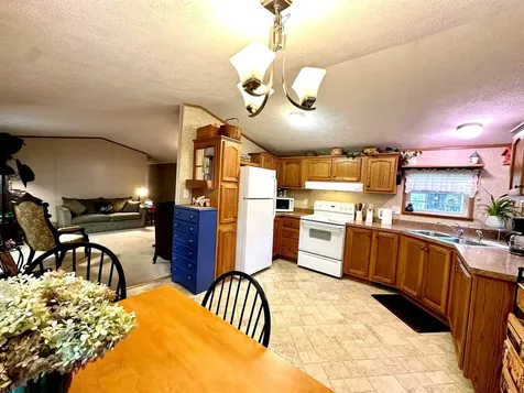 71 Sparrow Street Keene NH 03431