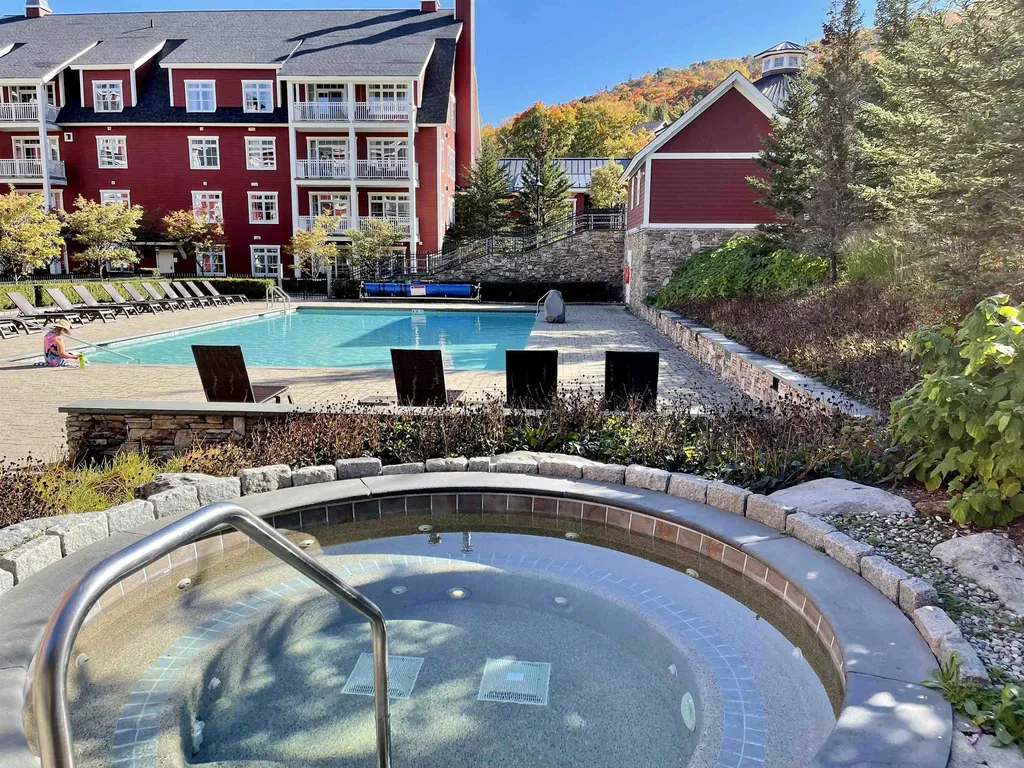 102 Forest 209 / Iii Drive Warren VT 05674