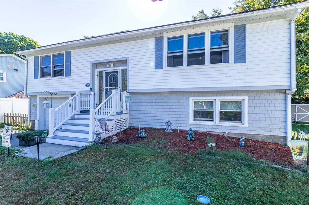 17 Pine Cone Drive Seabrook NH 03874