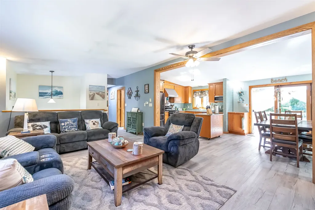 17 Pine Cone Drive Seabrook NH 03874