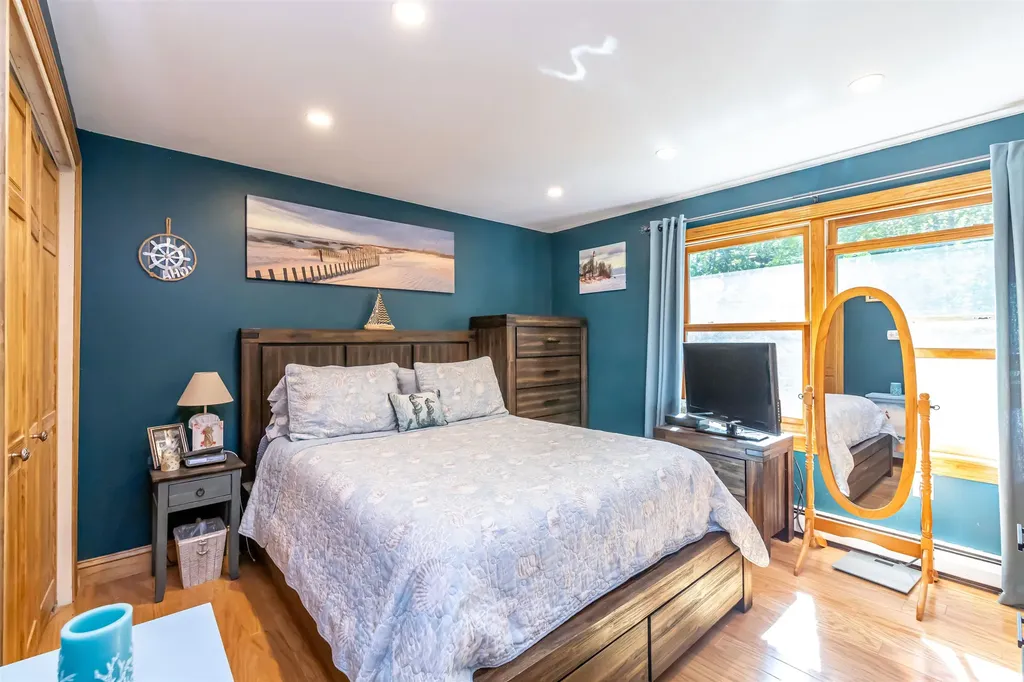 17 Pine Cone Drive Seabrook NH 03874