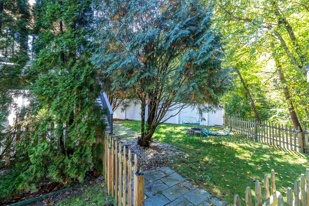 17 Pine Cone Drive Seabrook NH 03874