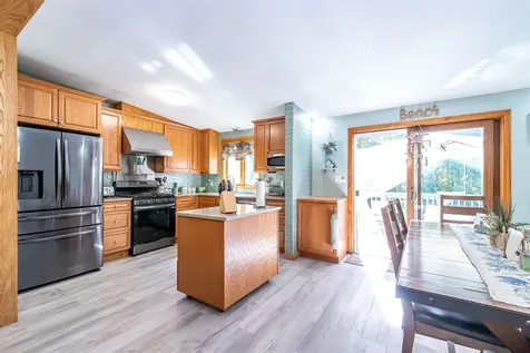 17 Pine Cone Drive Seabrook NH 03874