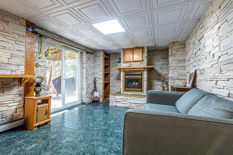 17 Pine Cone Drive Seabrook NH 03874