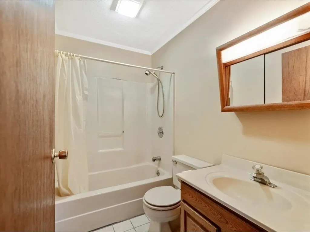 33 Leduc Drive Swanton VT 05488