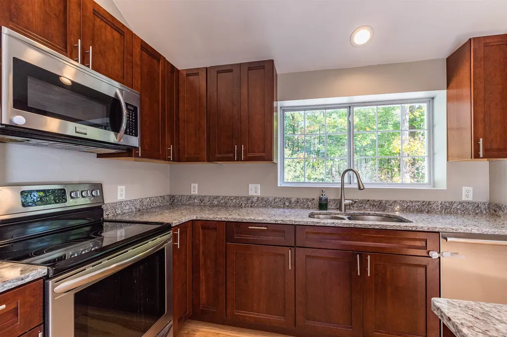 19 Dame Road Newmarket NH 03857
