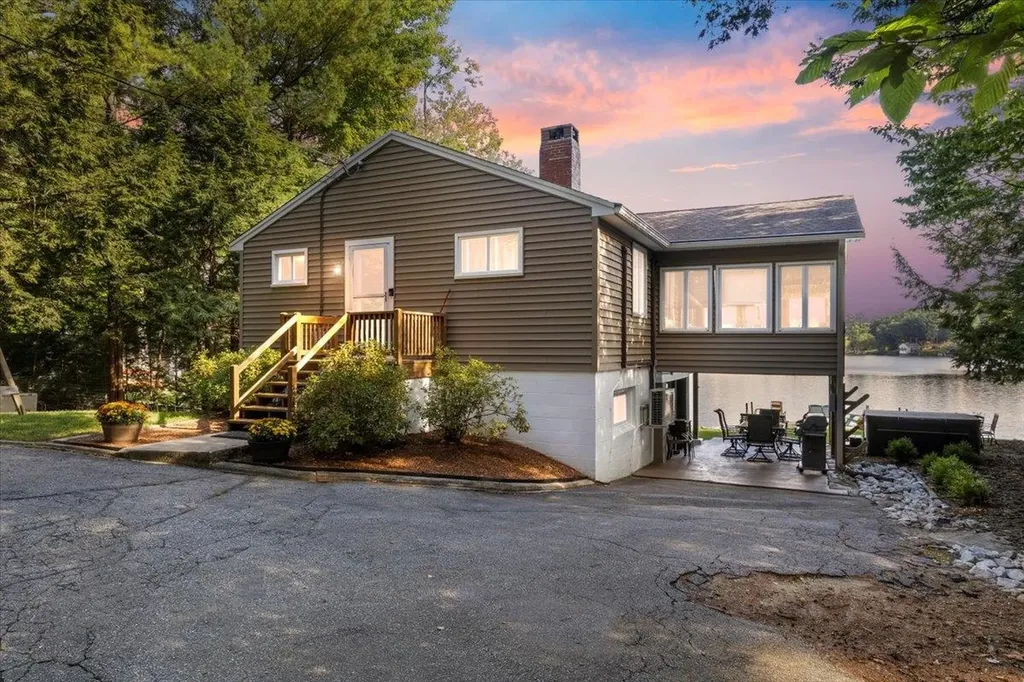 754 Brackett Road Wakefield NH 03872