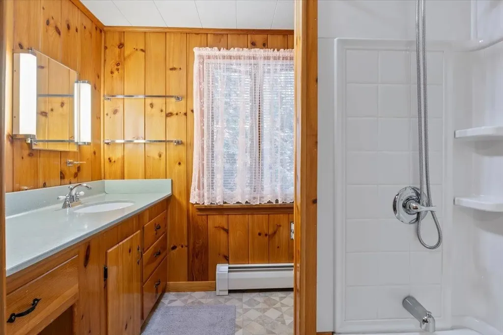 754 Brackett Road Wakefield NH 03872
