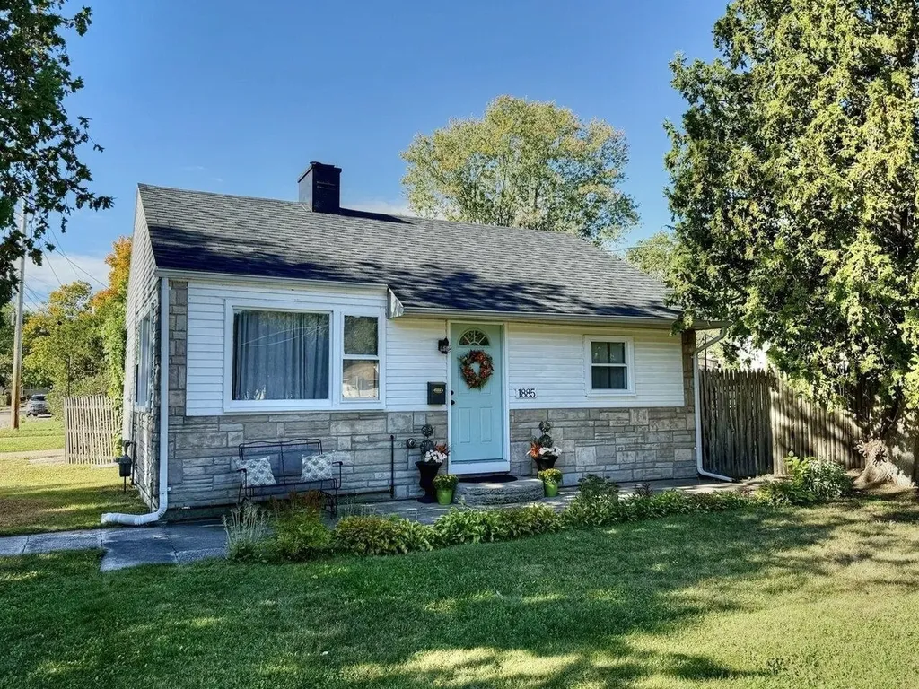 1885 North Avenue Burlington VT 05408