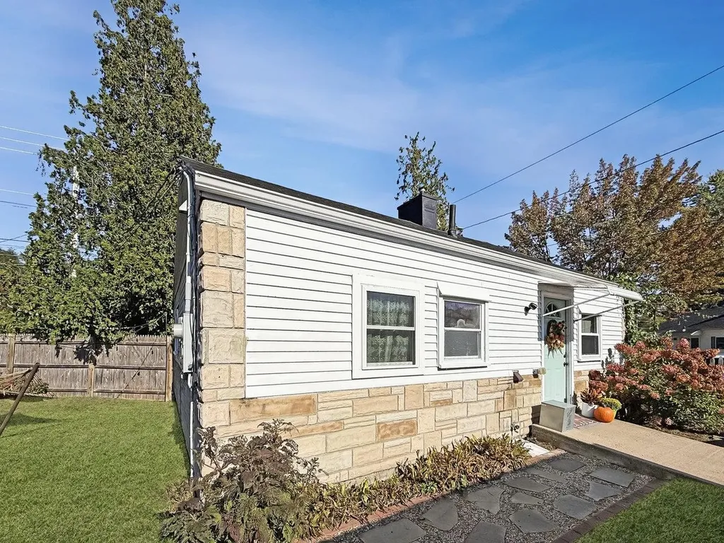 1885 North Avenue Burlington VT 05408