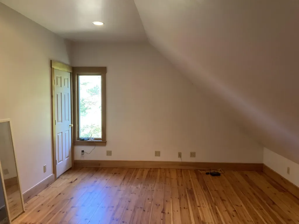 162 Tunnel Road Grafton NH 03240