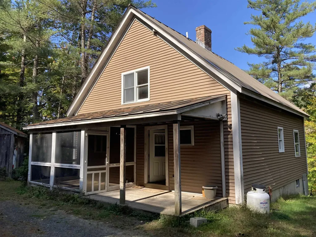 162 Tunnel Road Grafton NH 03240