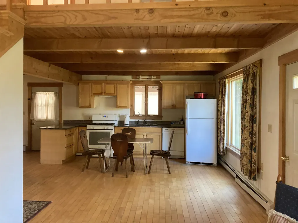 162 Tunnel Road Grafton NH 03240