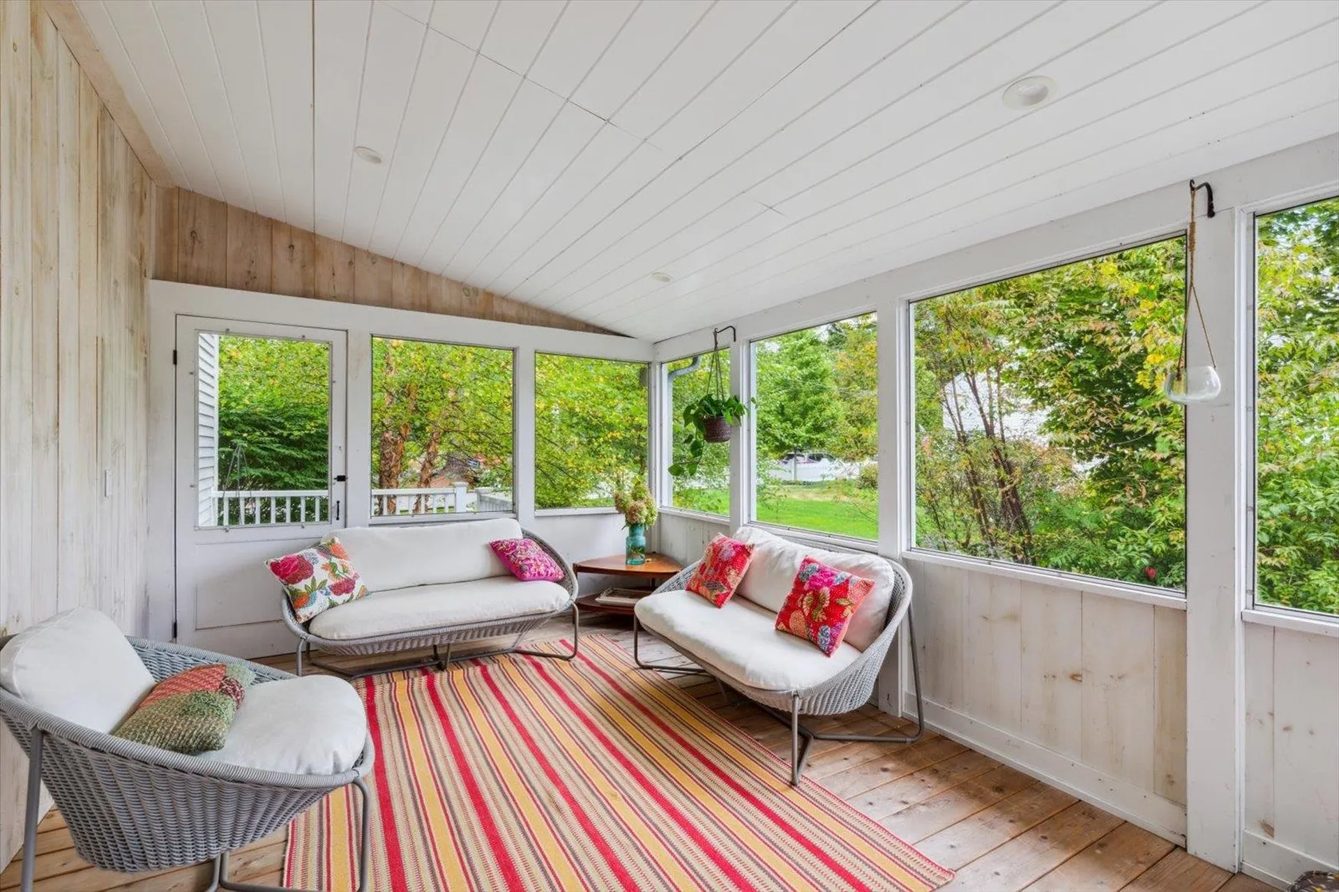 9 School Street Hancock NH 03449